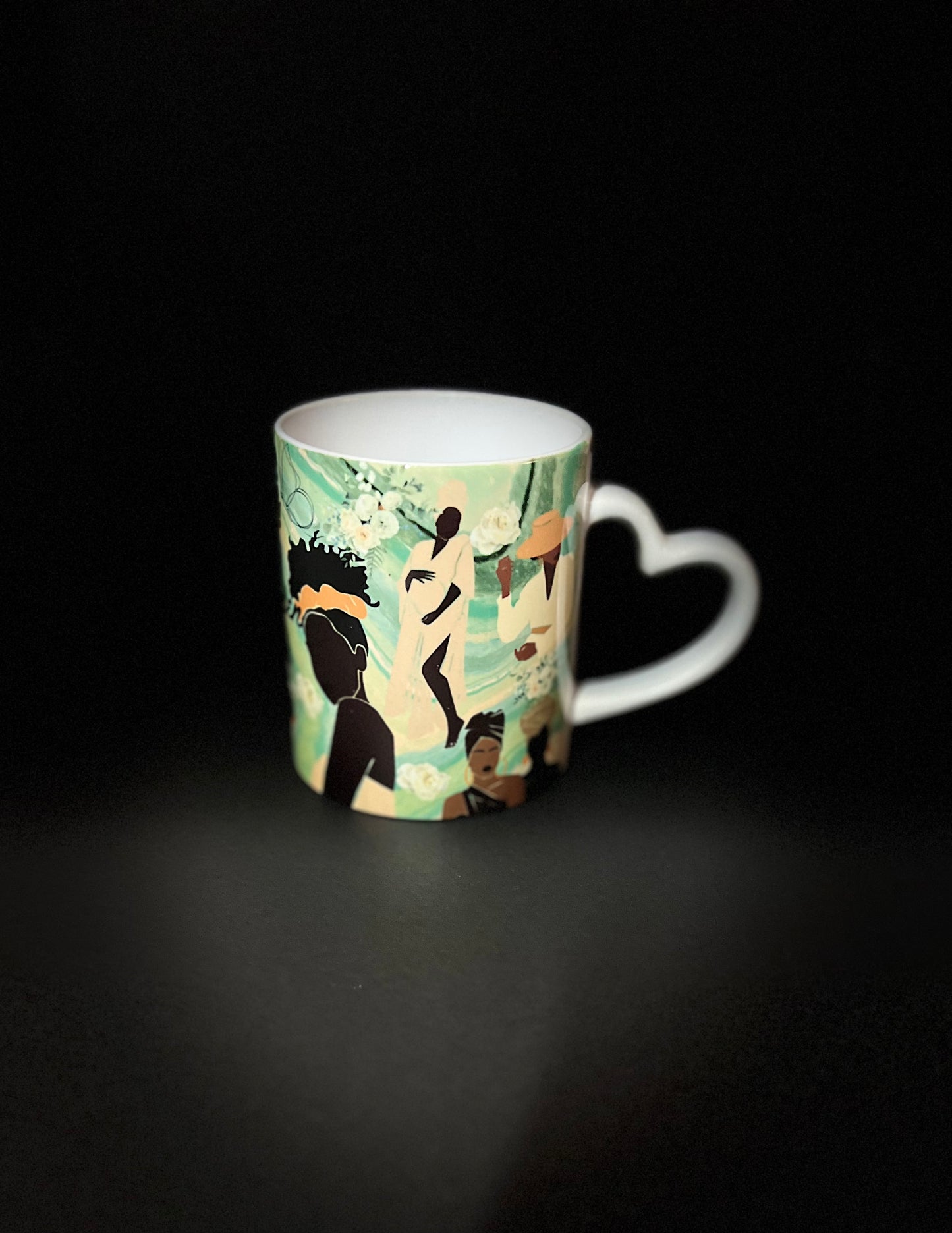 Black Queen Mama 11oz ceramic mug